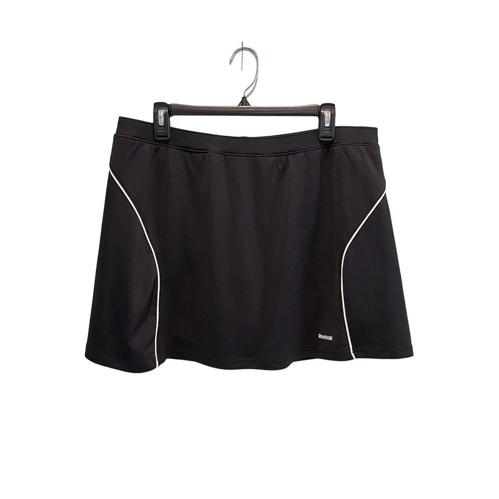 Reebok black athletic skirt with white trim detail - XL